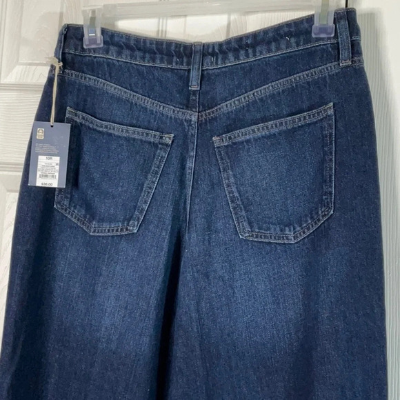 Universal Thread Relaxed Wide Leg High-rise
Dark Wash Denim Jeans - Picture 16 of 16